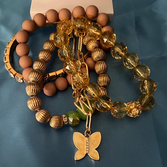 3/$18 Chic Gold and Brown Beaded Bracelet Set Lot 2052 - Picture 3 of 7
